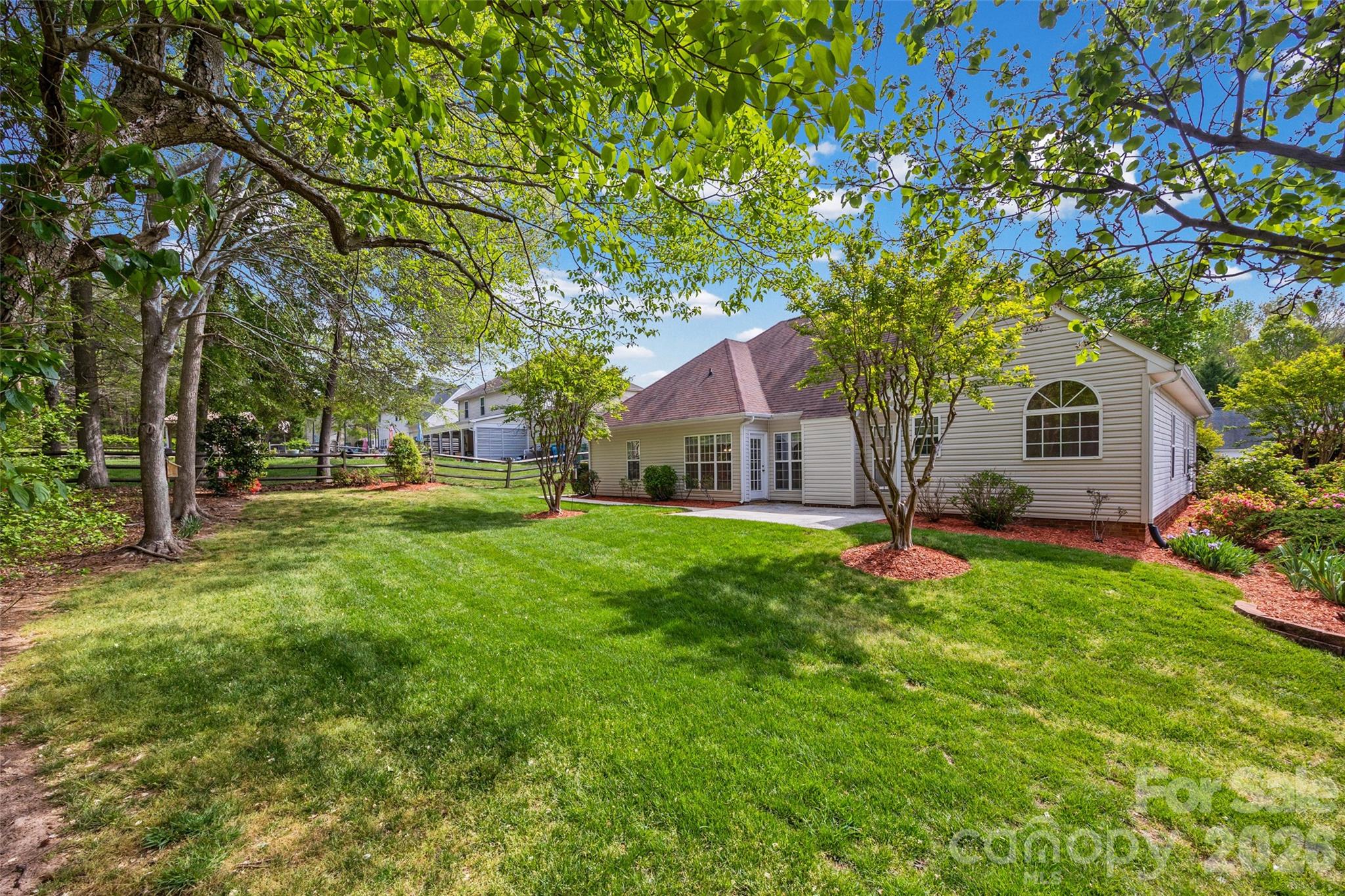 127 Nims Spring Drive Fort Mill, SC 29715 - Photo 4 of 44