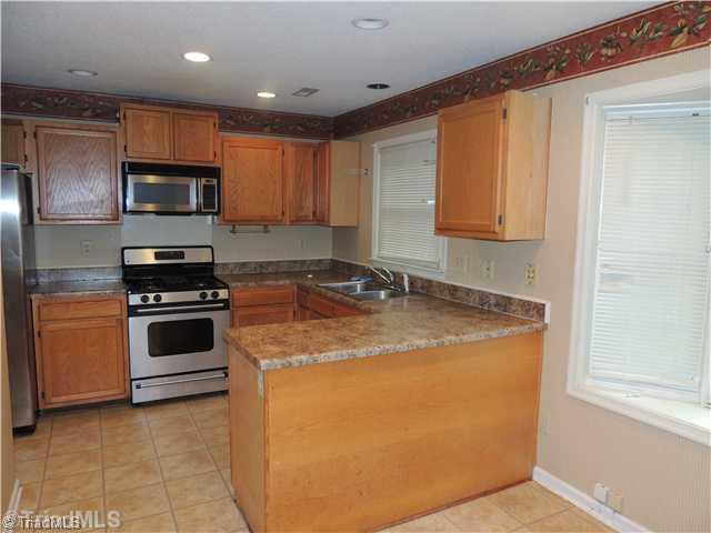 4101 Appleton Road Greensboro, NC 27405 - Photo 8 of 16 Kitchen.
