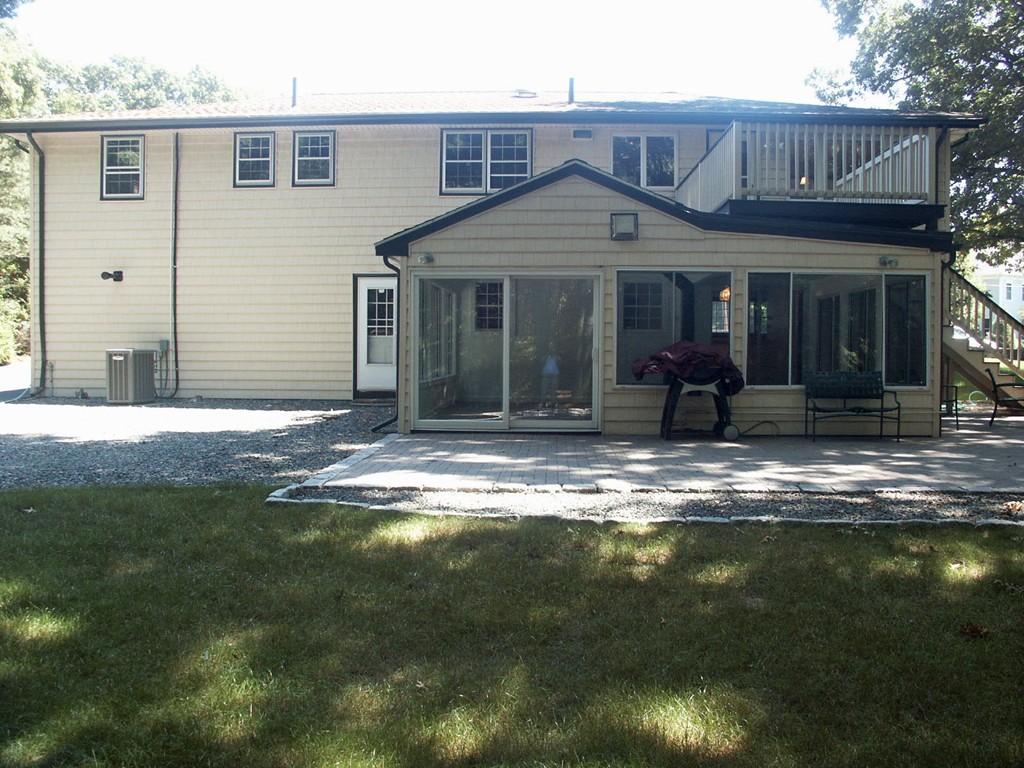 155 Alder Road Westwood, MA 02090 - Photo 4 of 19 Gallery Image 4