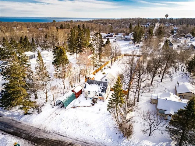 $229,900 | 28 Vassar Street, Duluth, MN 55803