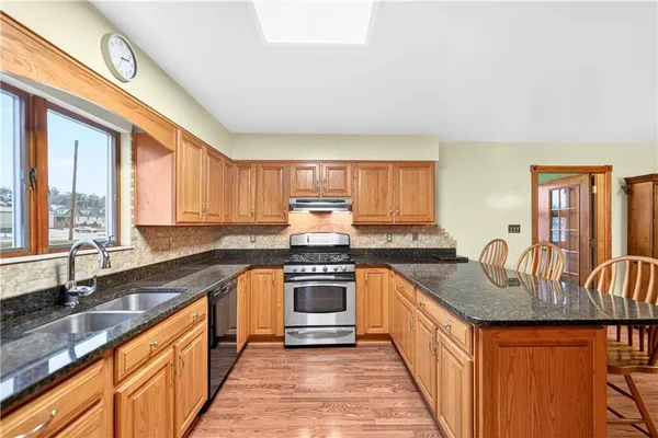 $224,900 | 165 North Diamond Street, Mount Pleasant, PA 15666