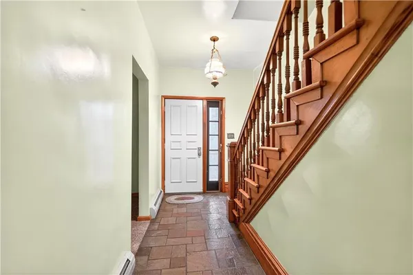 $224,900 | 165 North Diamond Street, Mount Pleasant, PA 15666