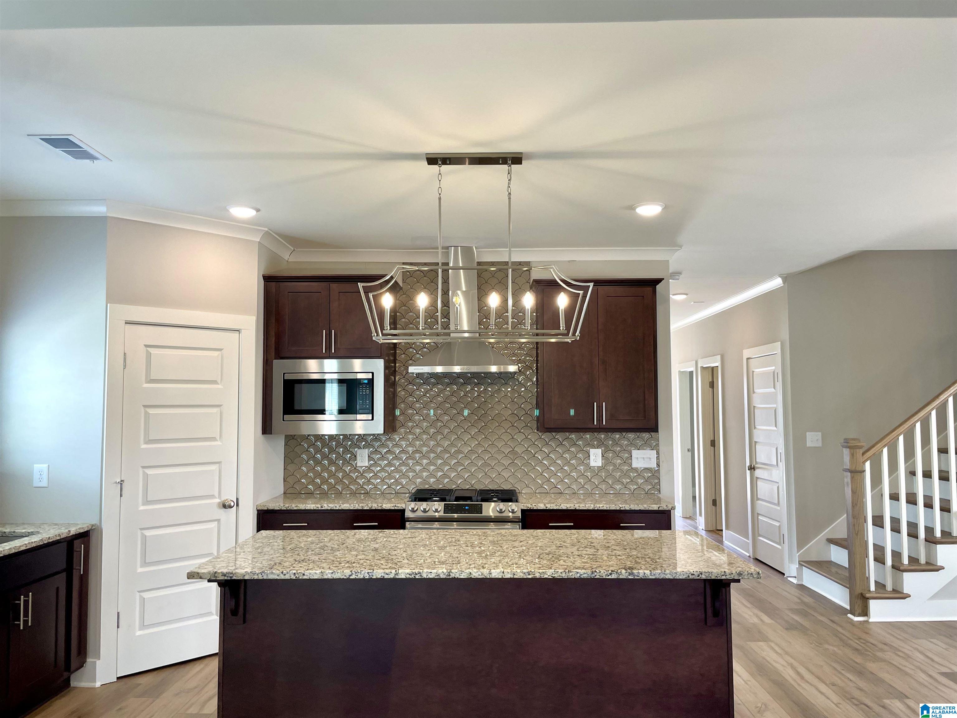 233 Sawmill Loop Birmingham, AL 35242 - Photo 4 of 24