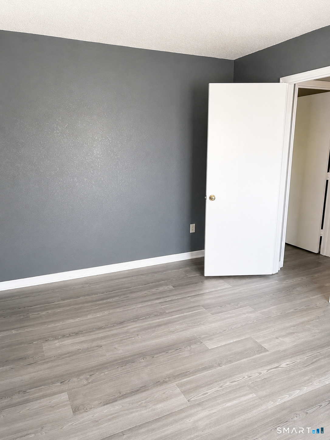 925 Oronoke Road, Unit 27G Waterbury, CT 06708 - Photo 13 of 14 Gallery Image 13