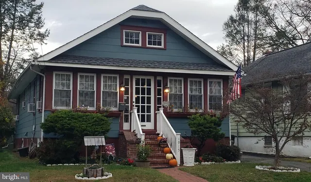 $359,000 | 1915 Maple Avenue, Haddon Heights, NJ 08035