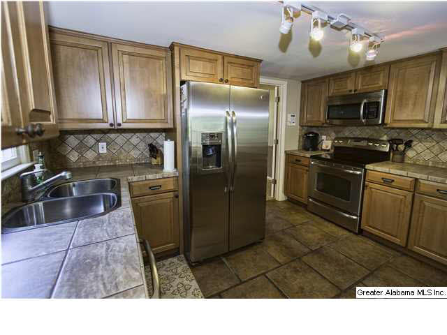 2604 Southminster Road Birmingham, AL 35243 - Photo 17 of 26