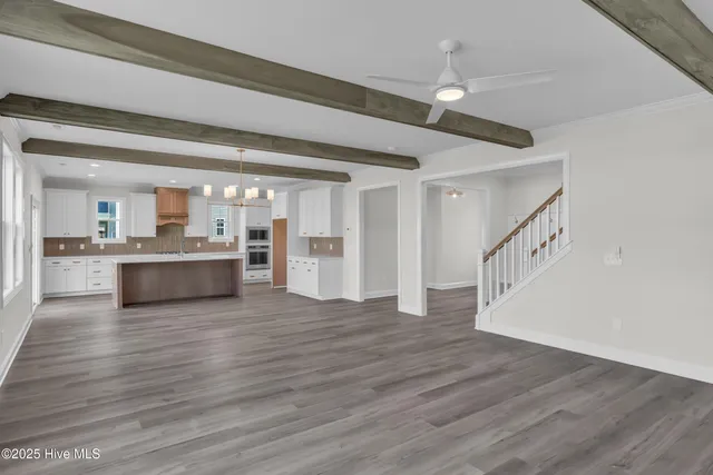 $599,900 | 124 Creek Bluff Road, Newport, NC 28570