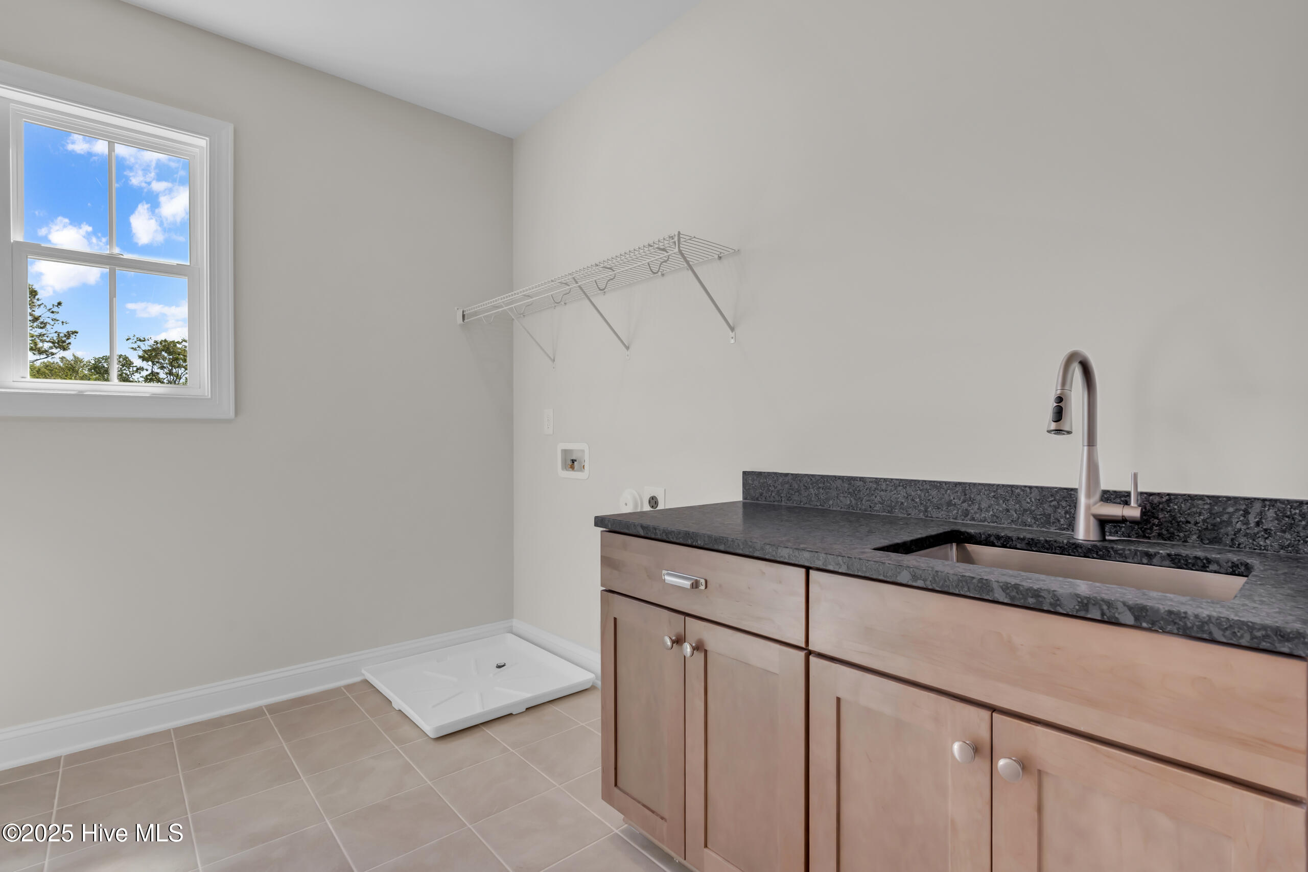 124 Creek Bluff Road Newport, NC 28570 - Photo 36 of 67 DSC09274