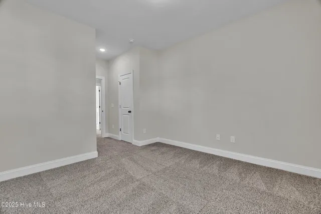 $599,900 | 124 Creek Bluff Road, Newport, NC 28570