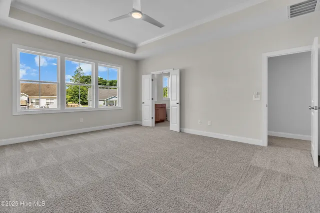 $599,900 | 124 Creek Bluff Road, Newport, NC 28570