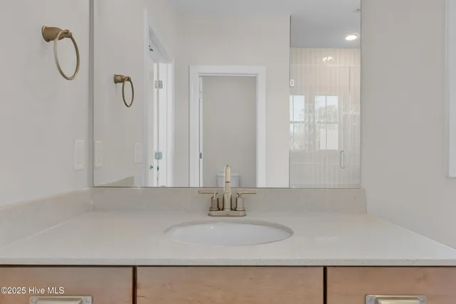 $599,900 | 124 Creek Bluff Road, Newport, NC 28570