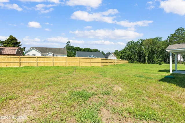 $599,900 | 124 Creek Bluff Road, Newport, NC 28570