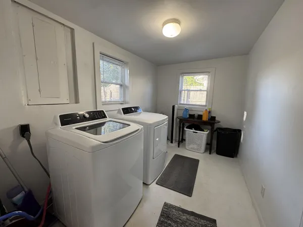 $174,900 | 2420 Floral Drive, Niles, MI 49120