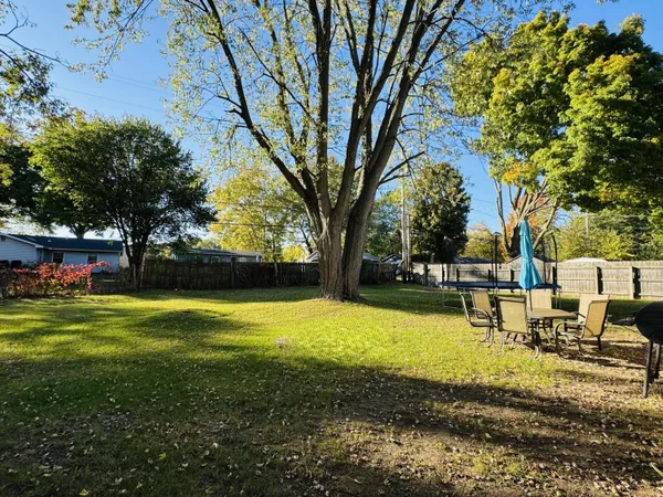 $174,900 | 2420 Floral Drive, Niles, MI 49120