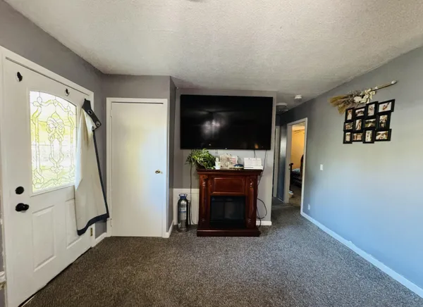 $174,900 | 2420 Floral Drive, Niles, MI 49120