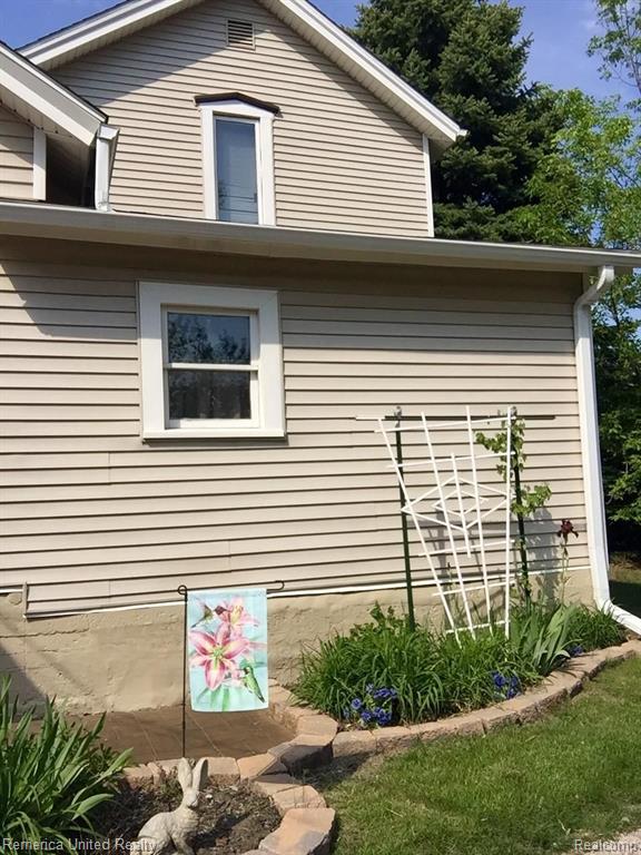 527 East Grand River Road Howell, MI 48843 - Photo 3 of 13