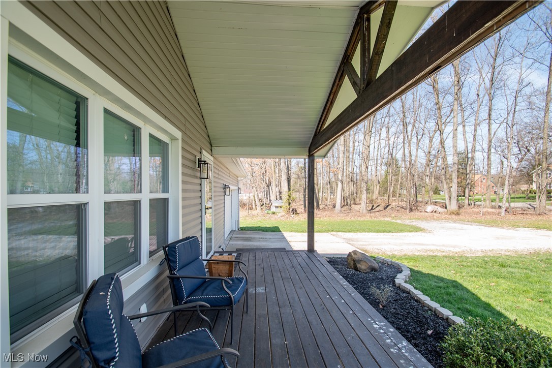 6505 New Road Youngstown, OH 44515 - Photo 4 of 36