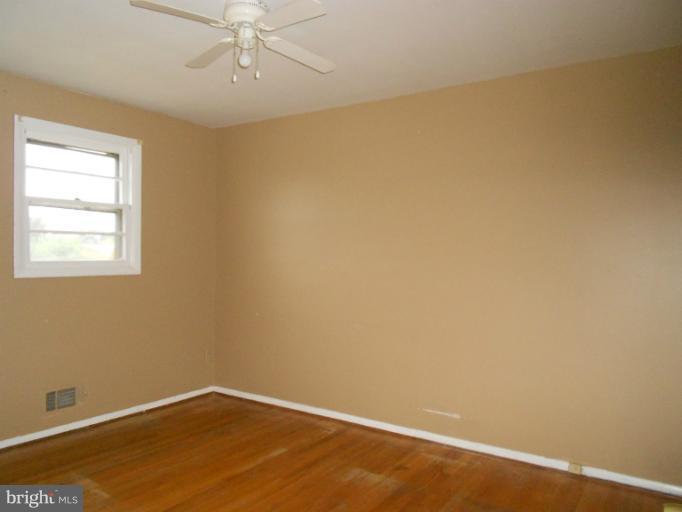 6945 Brookmill Road Baltimore, MD 21215 - Photo 2 of 10 Interior (General)
