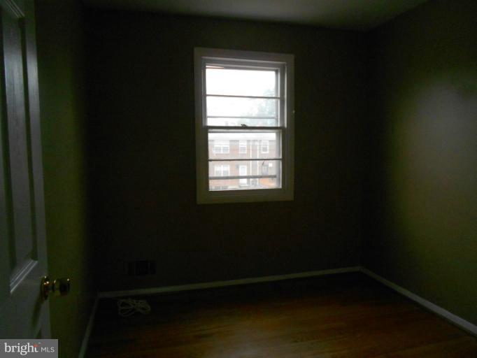 6945 Brookmill Road Baltimore, MD 21215 - Photo 4 of 10 Interior (General)