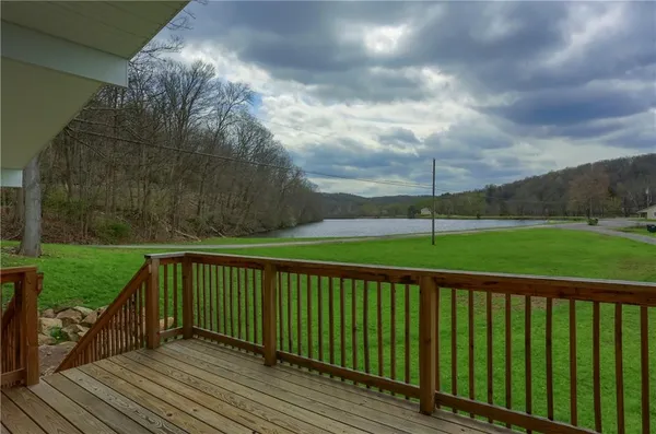$1,850 | 102 Kathleen Drive, Unit 2, Beaver Falls, PA 15010