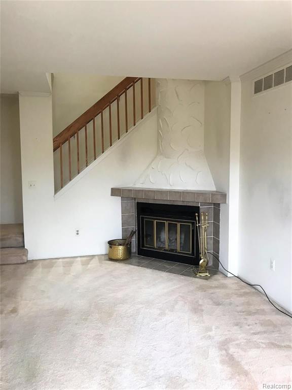 31176 Country Bluff Farmington Hills, MI 48331 - Photo 4 of 14