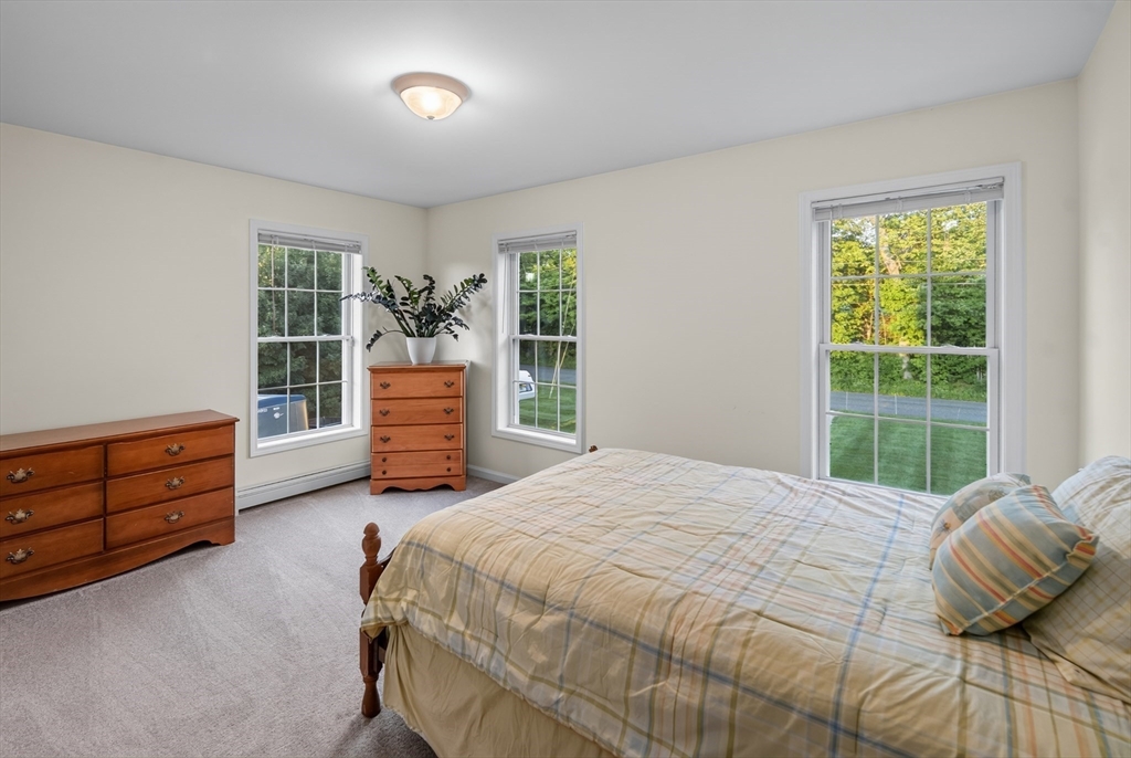 36 McIntyre Road Oxford, MA 01537 - Photo 18 of 36 Gallery Image 18