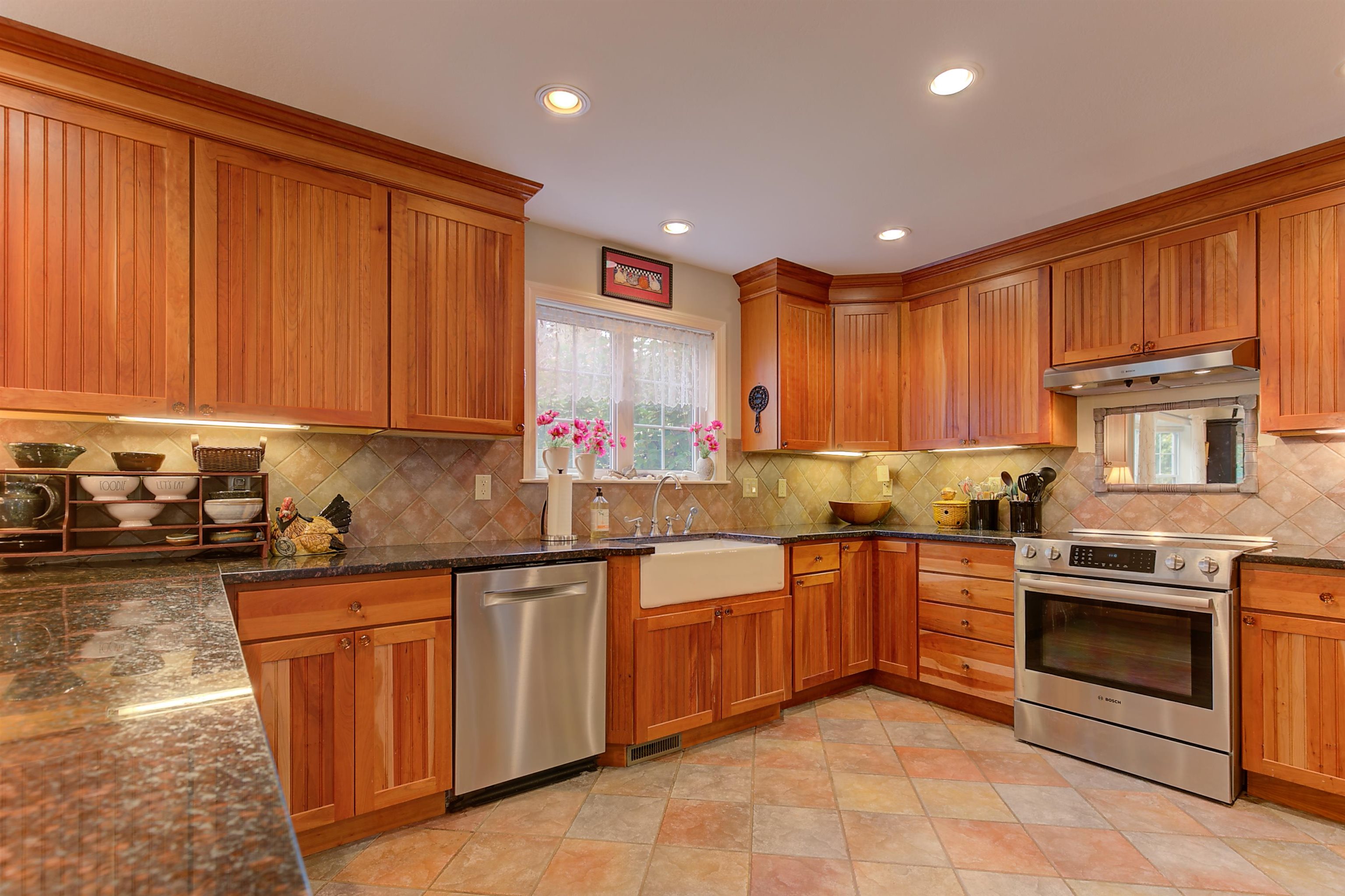21 Farm At The New England Inn Road, Unit 21 Intervale, NH 03845 - Photo 3 of 40