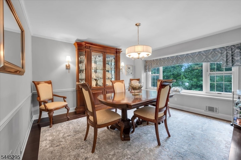 891 Sherwood Road Bridgewater, NJ 08807 - Photo 7 of 42