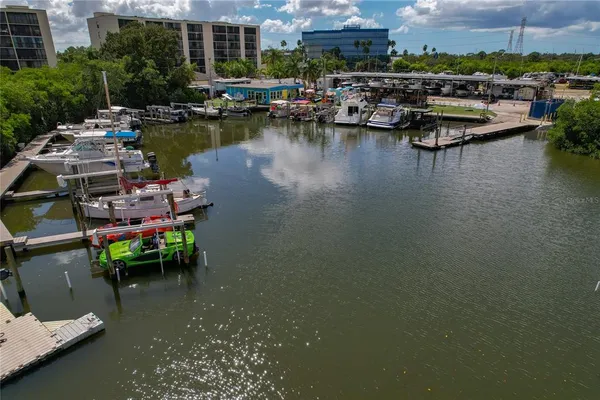 $179,900 | 2616 Cove Cay Drive, Unit 105, Clearwater, FL 33760