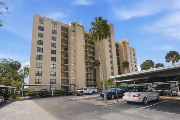 $179,900 | 2616 Cove Cay Drive, Unit 105, Clearwater, FL 33760