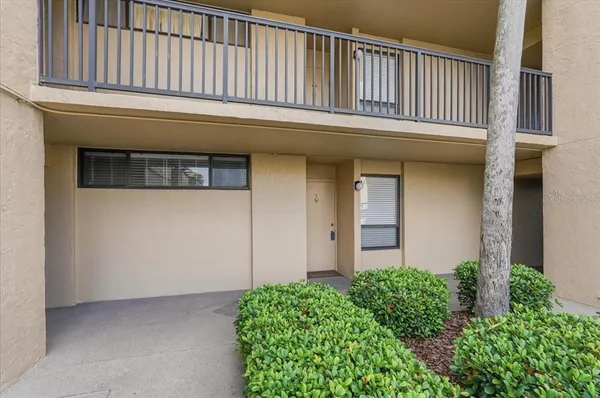 $179,900 | 2616 Cove Cay Drive, Unit 105, Clearwater, FL 33760