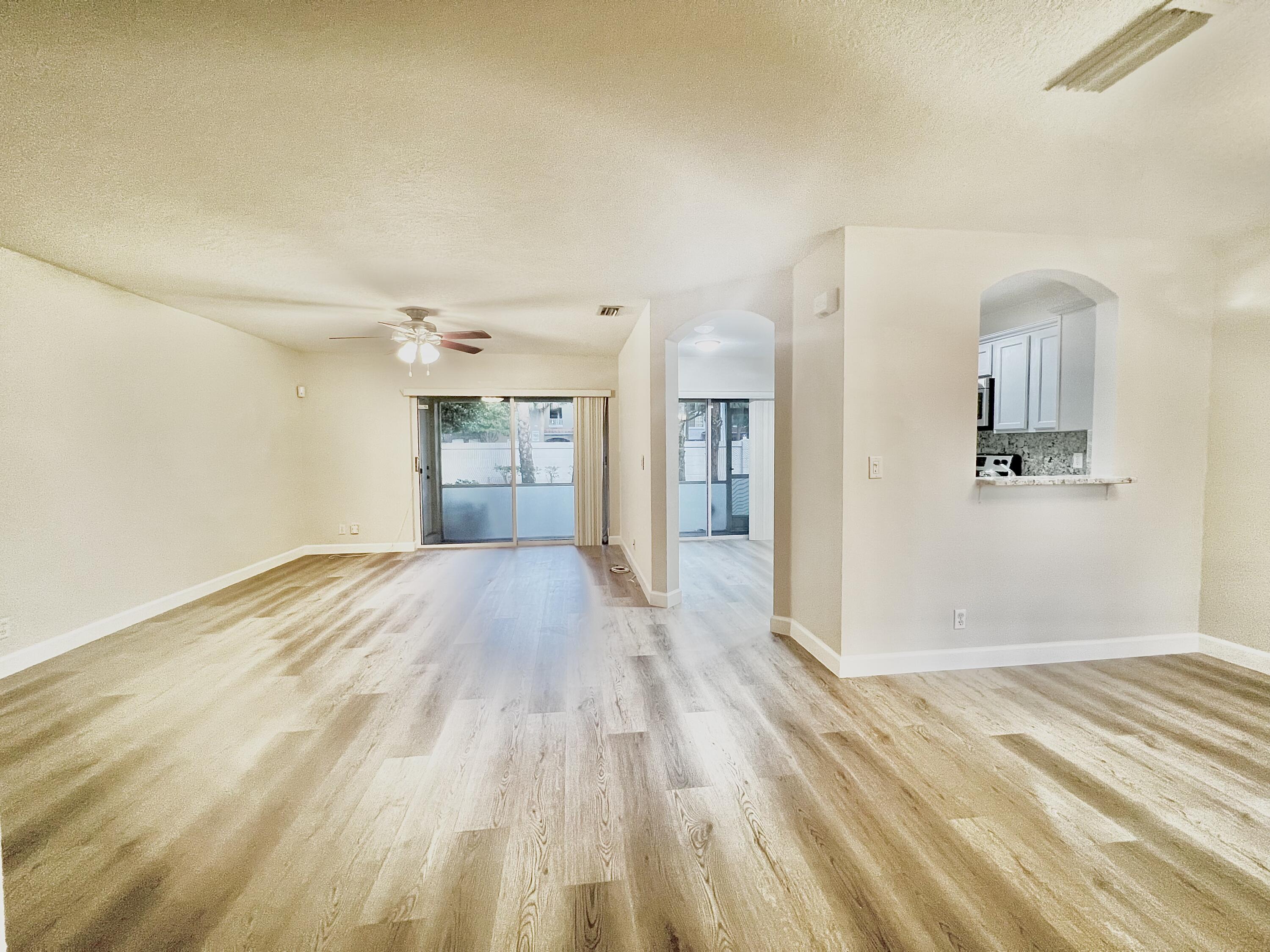 1041 Arezzo Circle Boynton Beach, FL 33436 - Photo 4 of 29 LARGE FAMILY ROOM