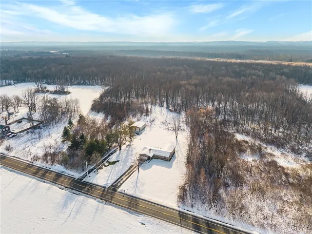 $649,000 | 7056 Island Road, Cicero, NY 13039