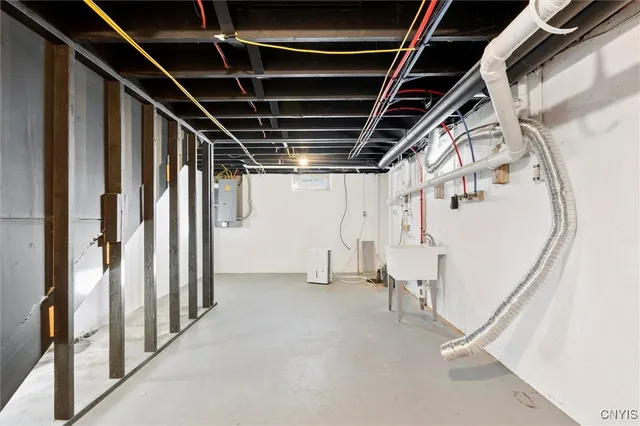 $649,000 | 7056 Island Road, Cicero, NY 13039