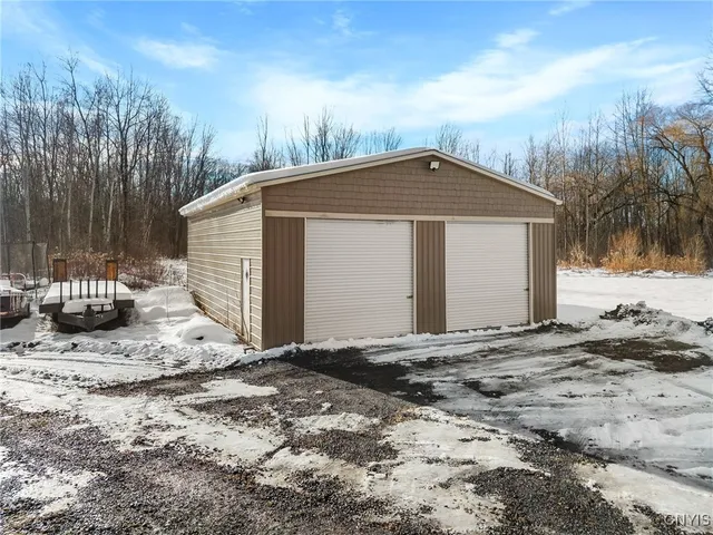 $649,000 | 7056 Island Road, Cicero, NY 13039