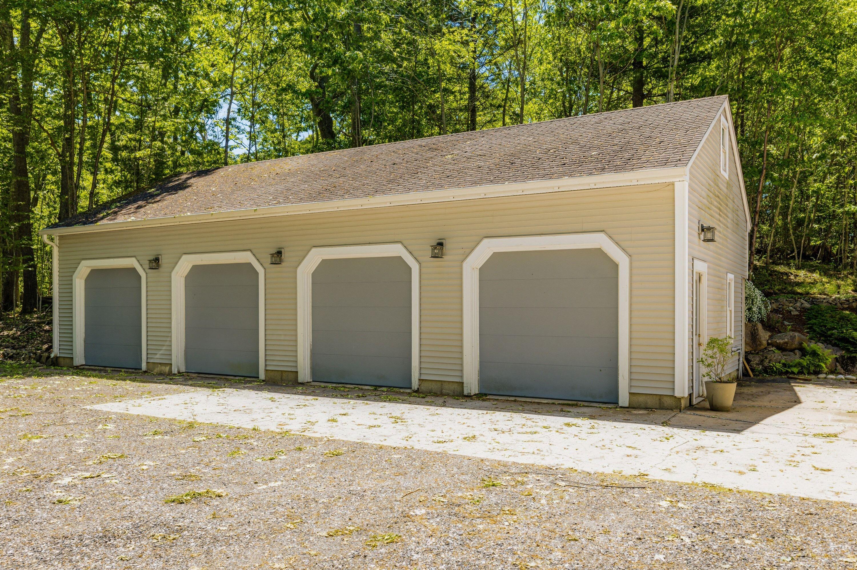 1 Fieldstone Estates Road York, ME 03909 - Photo 3 of 49 003_seacoastrephoto-59_649