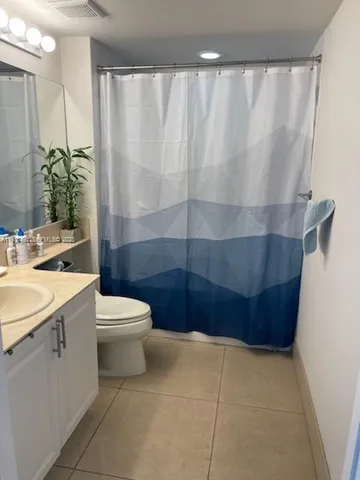 $2,950 | 1155 Brickell Bay Drive, Unit 1605, Miami, FL 33131