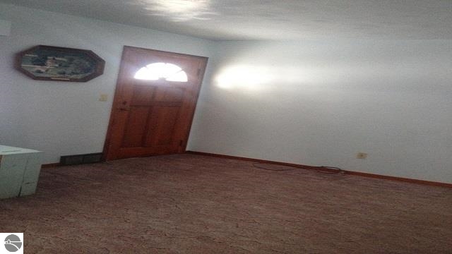 7805 East Pleasant Valley Road Shepherd, MI 48883 - Photo 10 of 23 1794431-9.JPG