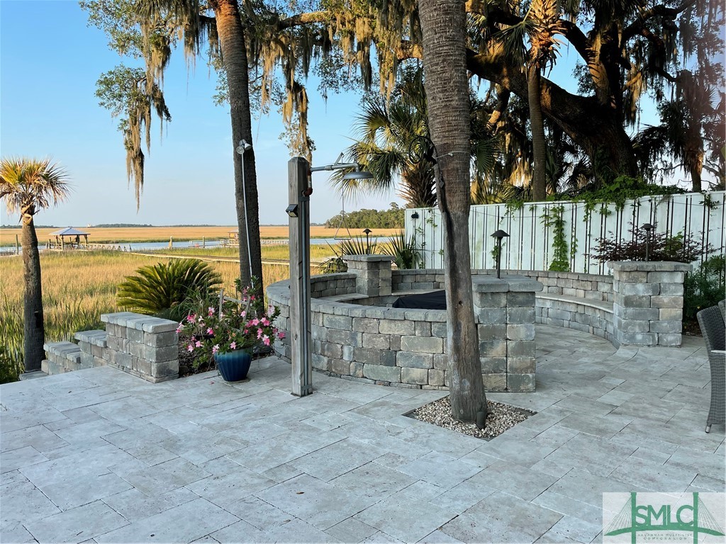 105 Riverside Drive Savannah, GA 31410 - Photo 22 of 36 Fire Pit