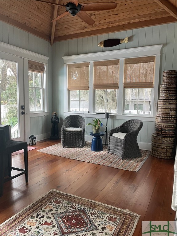 105 Riverside Drive Savannah, GA 31410 - Photo 7 of 36 Kitchen Seating Area