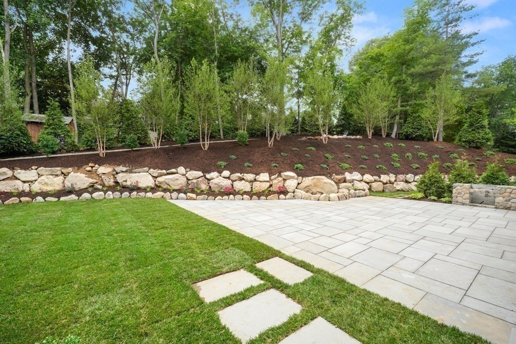 22 Suffolk Road Wellesley, MA 02481 - Photo 34 of 39