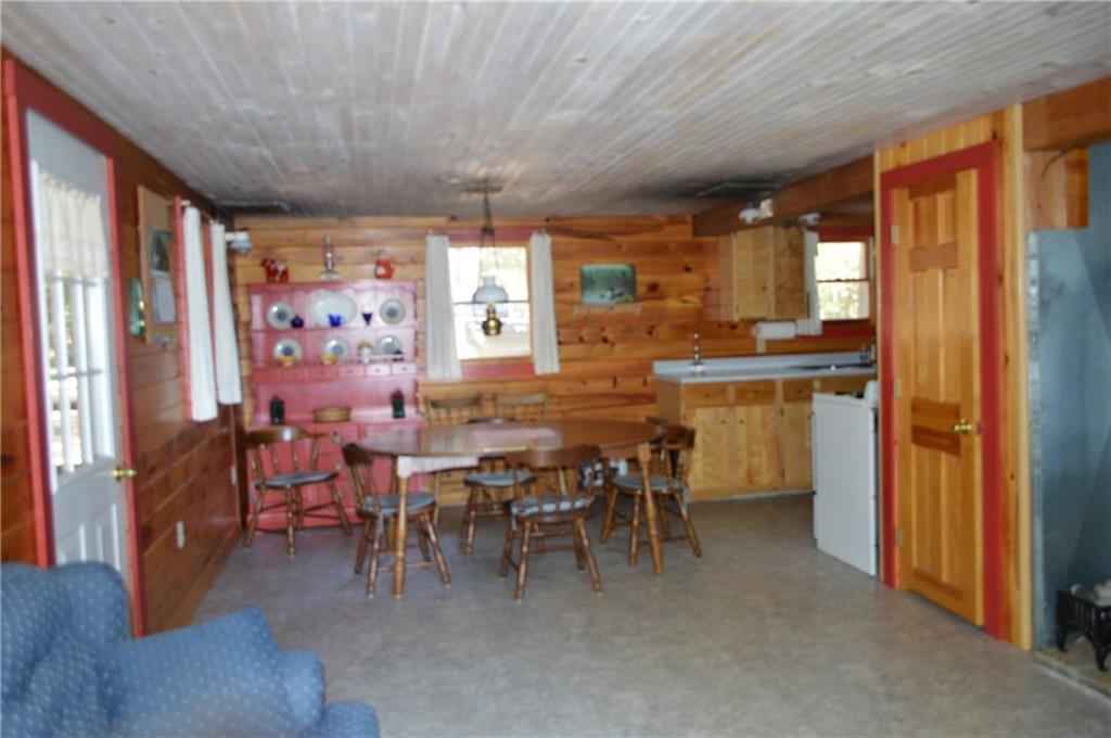 17 North Shore Road Burlington, ME 04417 - Photo 6 of 27 Dining area