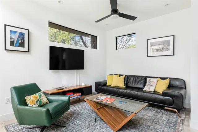 $4,200 | 2804 East 22nd Street, Unit B, Austin, TX 78722