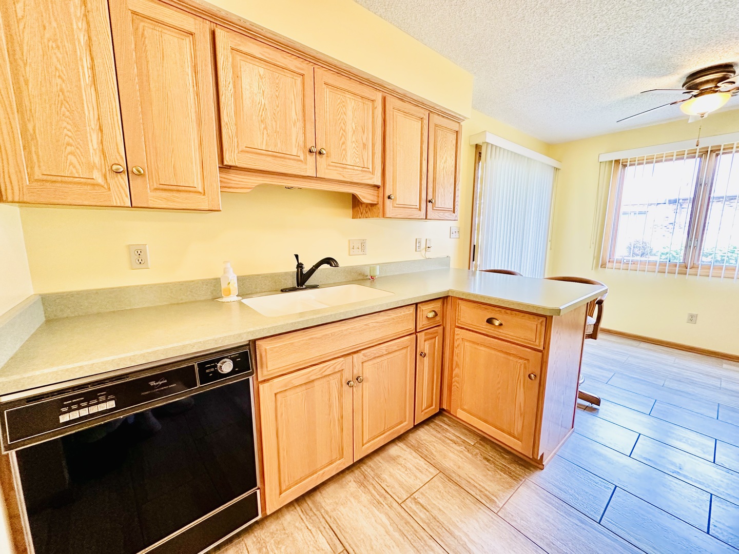 550 Golf Road, Unit 1B Streator, IL 61364 - Photo 3 of 19 Gallery Image 3