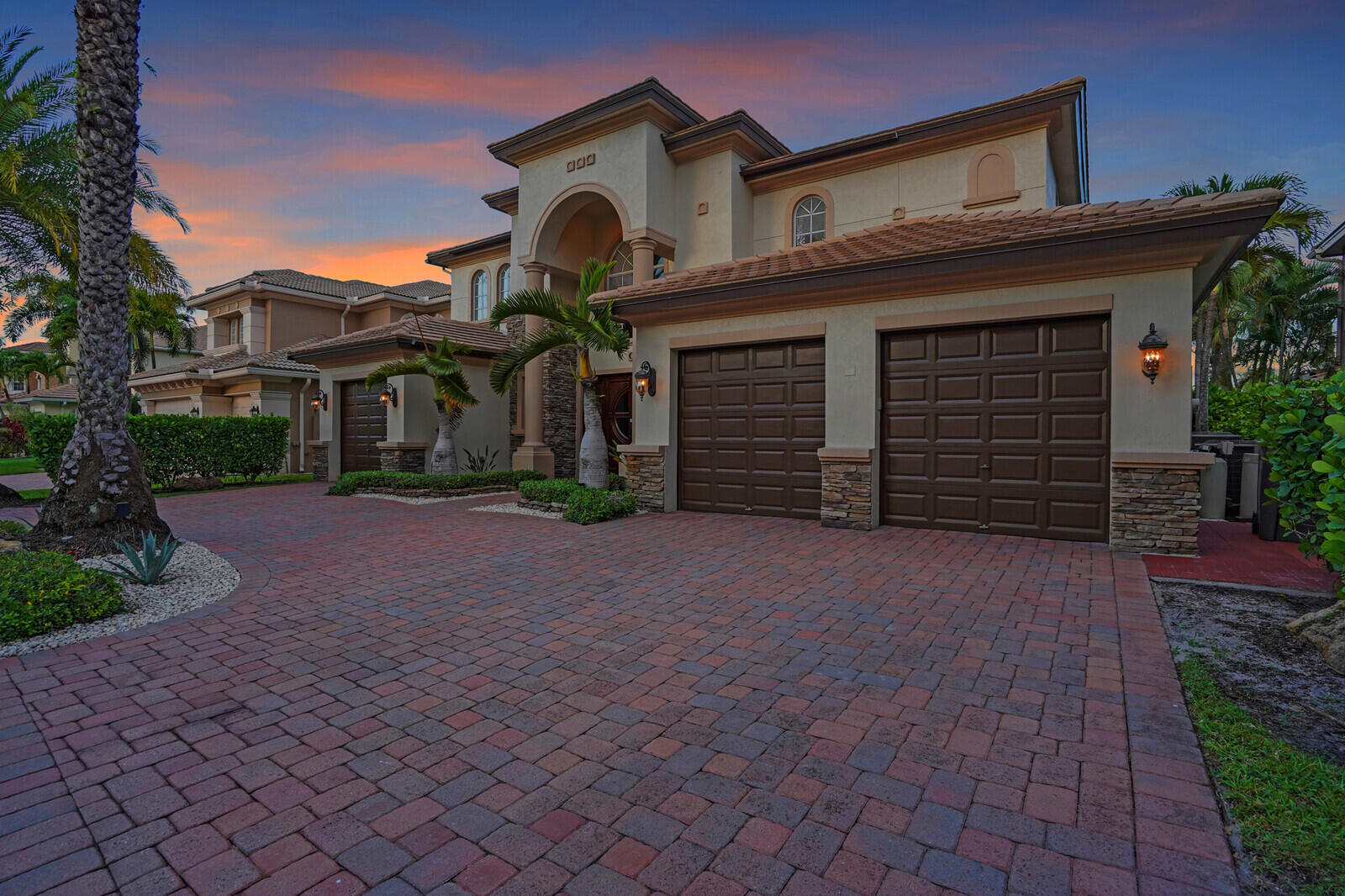 718 Edgebrook Lane West Palm Beach, FL 33411 - Photo 85 of 110 102_twilight013_mls