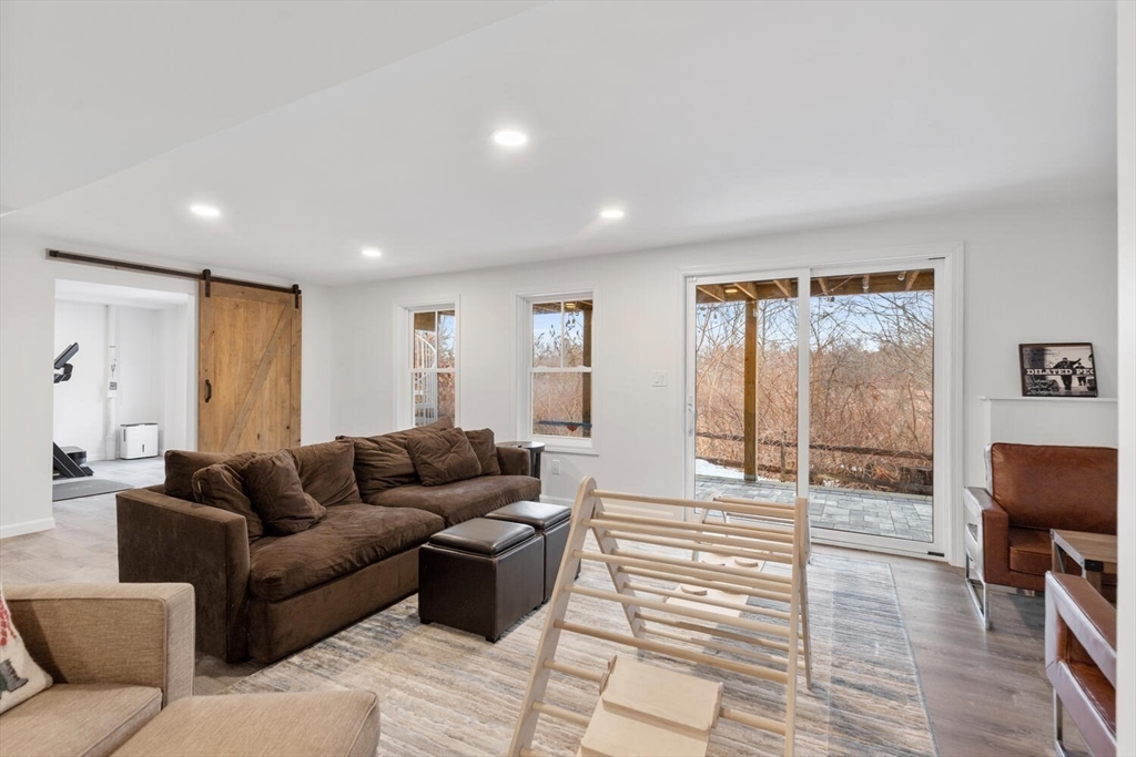 69 Forest Street Middleton, MA 01949 - Photo 18 of 24