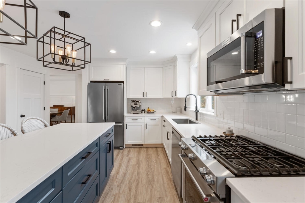 69 Forest Street Middleton, MA 01949 - Photo 6 of 24