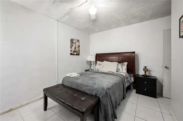 $2,300 | 1110 South 29th Avenue, Hollywood, FL 33020