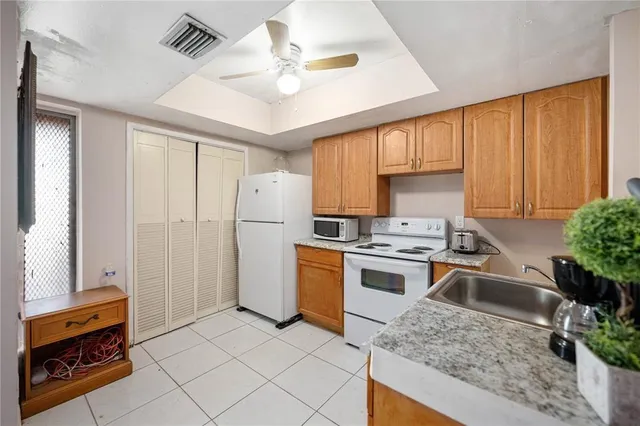 $2,300 | 1110 South 29th Avenue, Hollywood, FL 33020