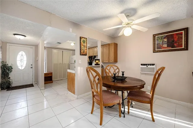 $2,300 | 1110 South 29th Avenue, Hollywood, FL 33020